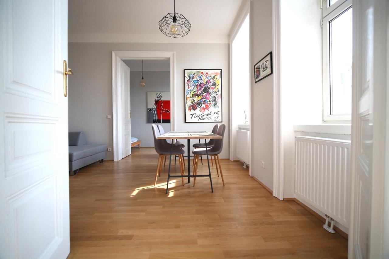 Classic, Modern & Sunny. 7min To Vienna's Center! * Vienne